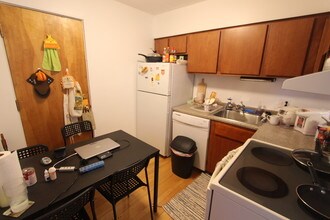 90 Ellery St-Unit -33 in Cambridge, MA - Building Photo - Building Photo