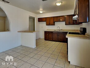 15426 N Cactus Ln in Surprise, AZ - Building Photo - Building Photo