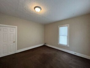 349-351 Courtland St in Painesville, OH - Building Photo - Building Photo