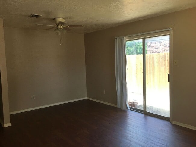 1407 Rescue Ct in College Station, TX - Building Photo - Building Photo