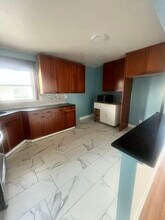 8431 Columbia Ave, Unit 2 in North Bergen, NJ - Foto de edificio - Building Photo