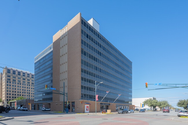 The Kate Apartments & Student Housing