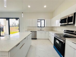 2220 NW 1st Pl in Cape Coral, FL - Building Photo - Building Photo