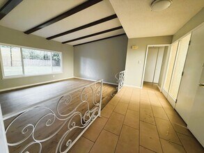8414 Mediterranean Way in Sacramento, CA - Building Photo - Building Photo