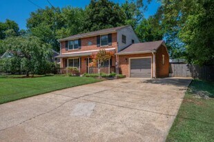 3246 Cloverwood Dr in Nashville, TN - Building Photo
