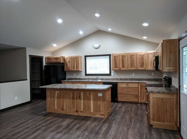property at 11374 Emmons St