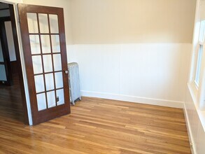 66 Brock St, Unit 3 in Boston, MA - Building Photo - Building Photo