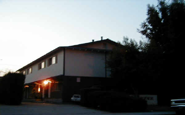 1717 Noranda Dr in Sunnyvale, CA - Foto de edificio - Building Photo