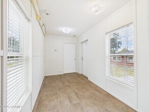 109 Anne St in Grand Coteau, LA - Building Photo - Building Photo