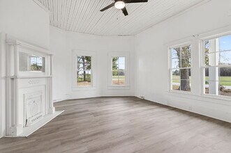 409 Meadow Rd in Lumberton, NC - Building Photo - Building Photo