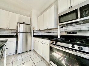 536 Fort Washington Ave in New York, NY - Building Photo - Building Photo