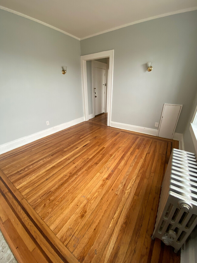 85 Anderson St-Unit -C5 in Hackensack, NJ - Building Photo - Building Photo
