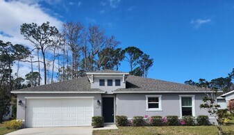 114 Foster Ln in Palm Coast, FL - Building Photo