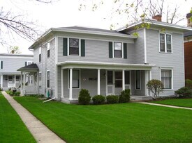 221 Prospect Ave NE, Unit 221 Prospect in Grand Rapids, MI - Building Photo