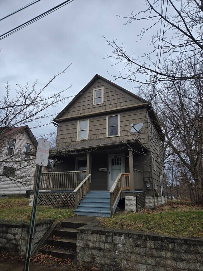 property at 1029 Harpster Ave