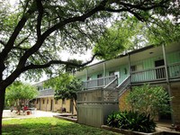 Antilles Apartments in Austin, TX - Foto de edificio - Building Photo