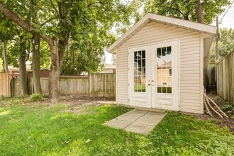 33 Mendip Cres in Toronto, ON - Building Photo - Building Photo