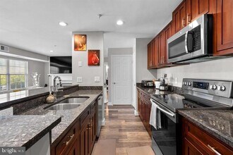 9716 Lake Point Ct in Upper Marlboro, MD - Building Photo - Building Photo