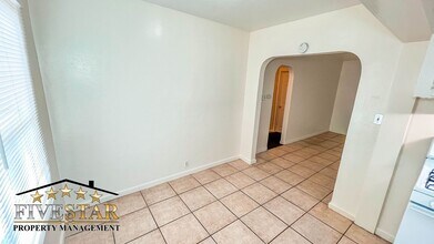 1431 Pearl St in Bakersfield, CA - Building Photo - Building Photo