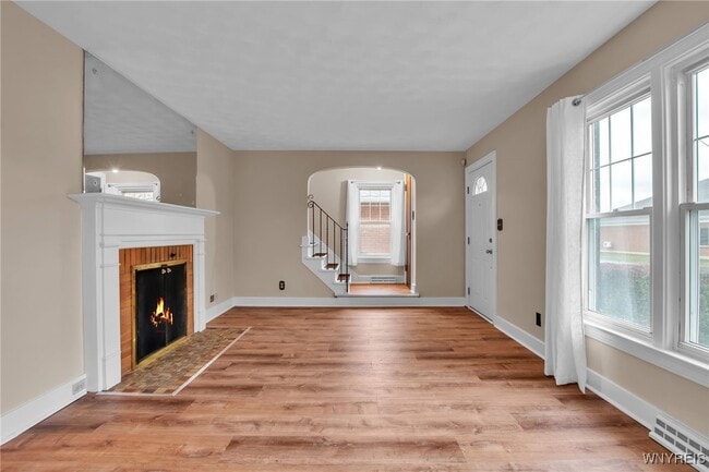 21 Waverly Ave in Buffalo, NY - Building Photo - Building Photo