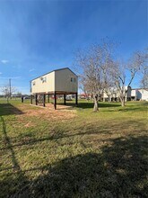 323 17th St in San Leon, TX - Building Photo - Building Photo