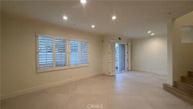 449 Ridgeway in Irvine, CA - Building Photo - Building Photo