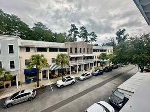 5 Promenade St in Bluffton, SC - Building Photo - Building Photo