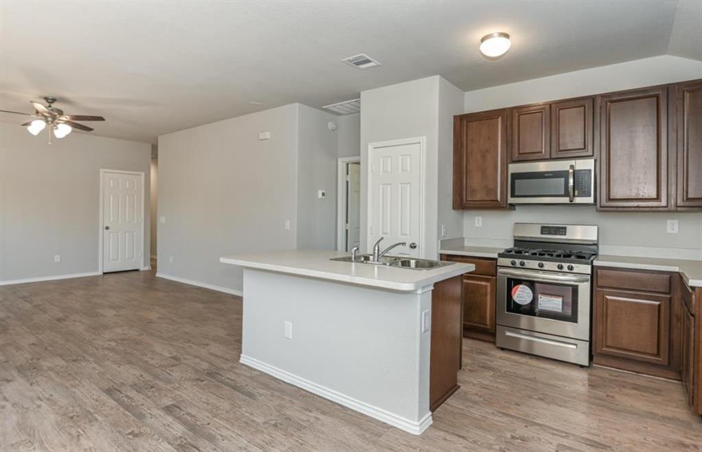 10811 Lavender Cotton Ln in Houston, TX - Building Photo
