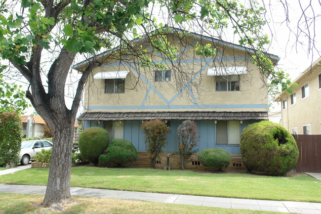 512 Troy Dr in San Jose, CA - Foto de edificio - Building Photo