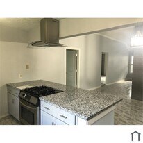 14103 Royal Hill Dr in Houston, TX - Building Photo