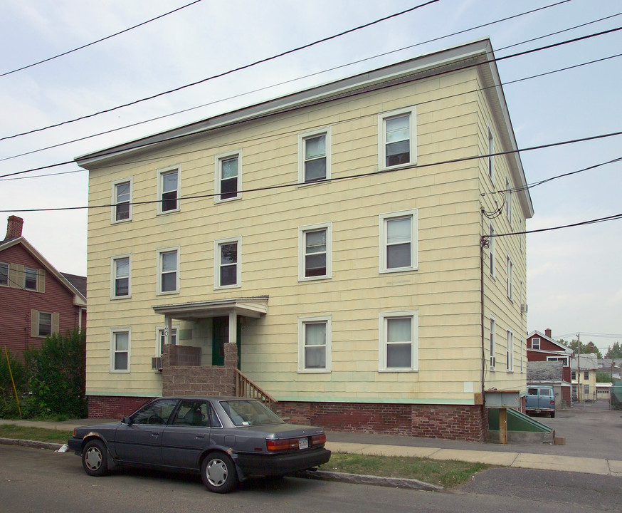 40 Abbey St in Chicopee, MA - Building Photo