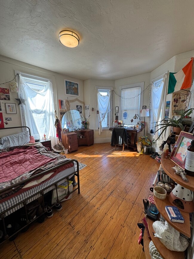 108 Hyde Park Ave, Unit 108 Hyde Park Ave #3