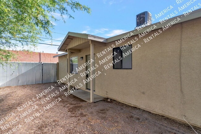 1107 W Sonora St in Tucson, AZ - Building Photo - Building Photo