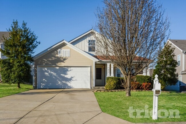 property at 904 Grand Oak Dr