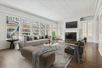2305 N Commonwealth Ave in Chicago, IL - Building Photo - Building Photo