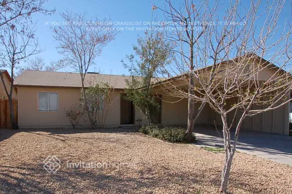 2251 W Roeser Rd in Phoenix, AZ - Foto de edificio
