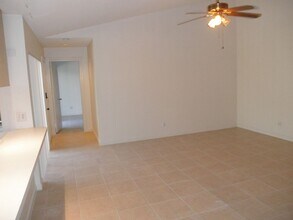 9124 Sun Terrace Cir in Palm Beach Gardens, FL - Building Photo - Building Photo