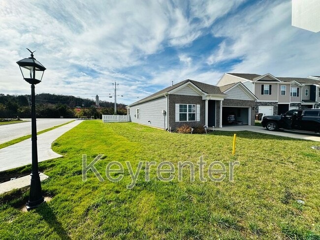 3001 Bogart Ln in Knoxville, TN - Building Photo - Building Photo