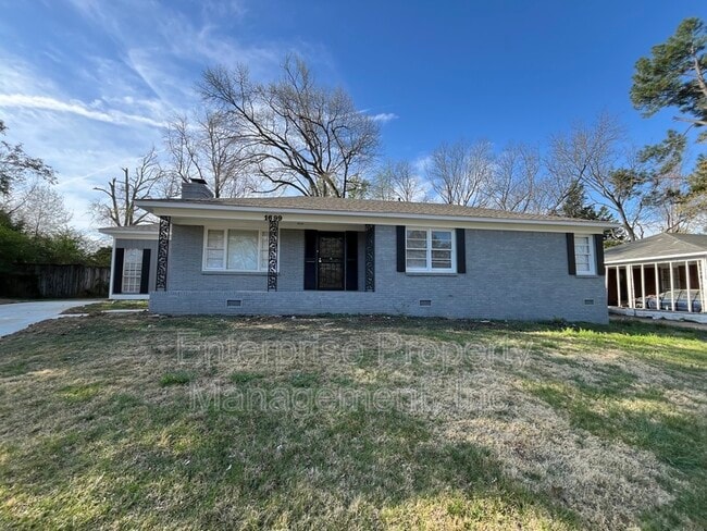 property at 1699 Frayser Blvd