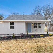 2917 State St in Durham, NC - Building Photo - Building Photo