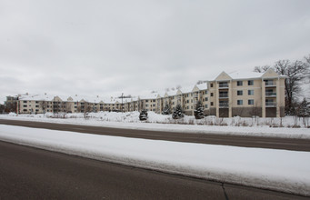 Gramercy Park Northwest in Minneapolis, MN - Building Photo - Building Photo