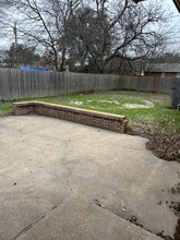 1342 Royal Oaks Dr in Waco, TX - Building Photo - Building Photo