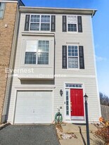 129 Macon Dr in Stafford, VA - Building Photo