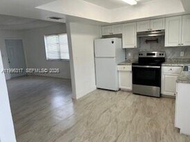 6237 Polk St in Hollywood, FL - Building Photo