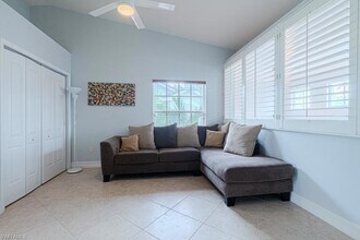 6015 Pinnacle Ln, Unit 5 in Naples, FL - Building Photo - Building Photo
