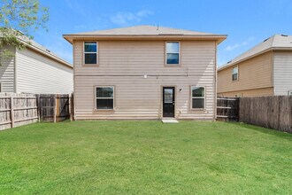 10523 Goose Way in San Antonio, TX - Building Photo - Building Photo