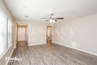 6622 Hawthorne Falls Ln in Houston, TX - Building Photo - Building Photo