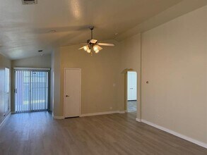 6360 Geneva Ln in Fort Worth, TX - Building Photo - Building Photo