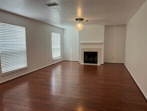 14423 Parkesgate Dr in Houston, TX - Foto de edificio - Building Photo