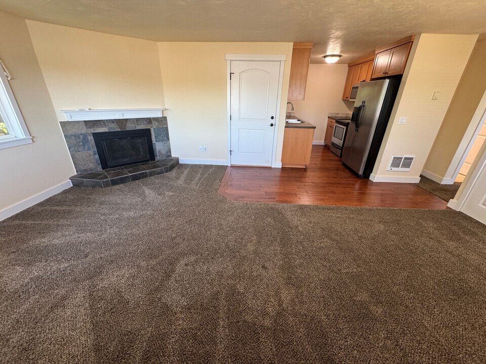 2850 Newton Pl in Philomath, OR - Building Photo
